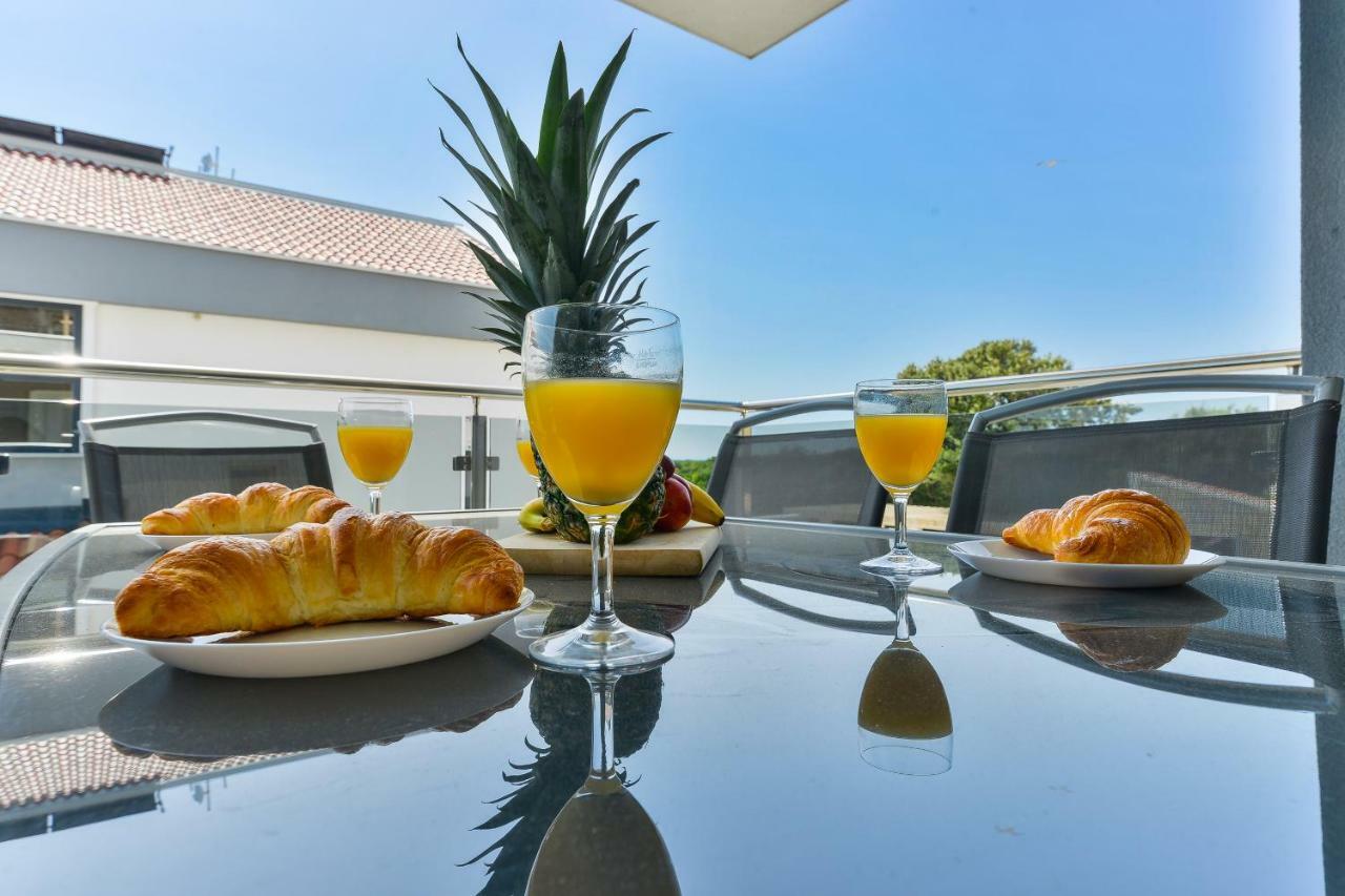 Royal Apartments Novalja Ngoại thất bức ảnh